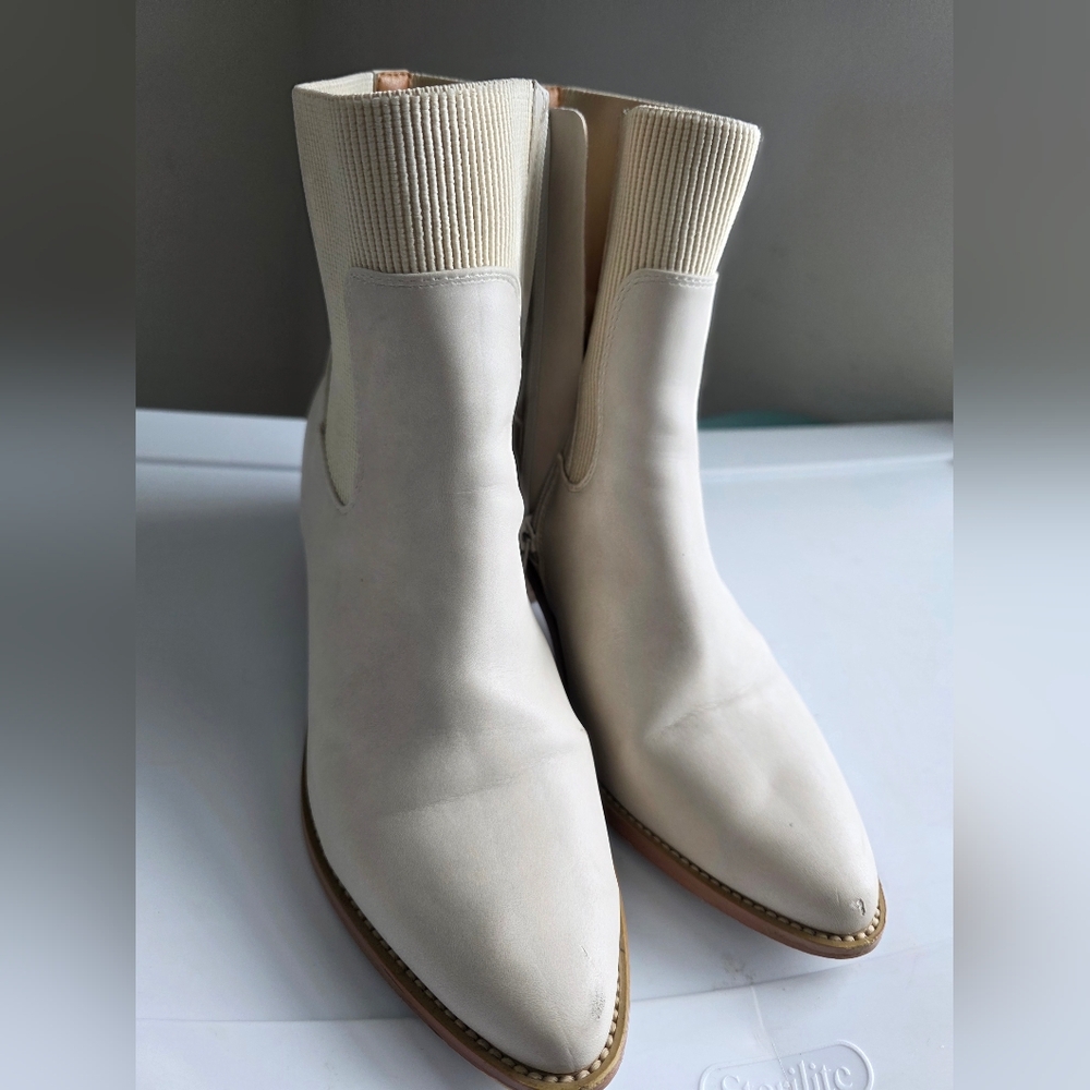 DV by Dolce Vita Perpetua Booties Women's cream color sz 9 - Picture 3 of 8